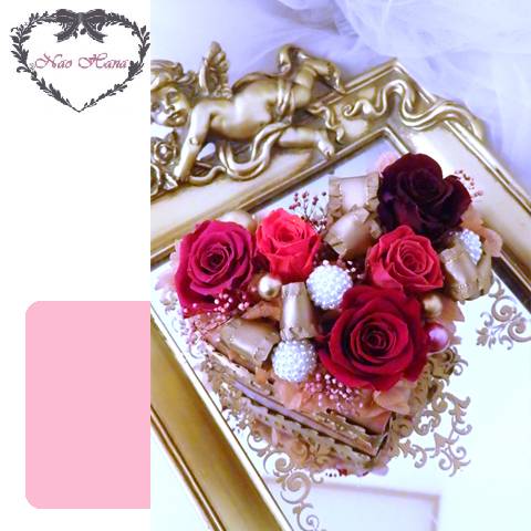 プリザーブドフラワー　ローズいっぱいのハートアレンジ